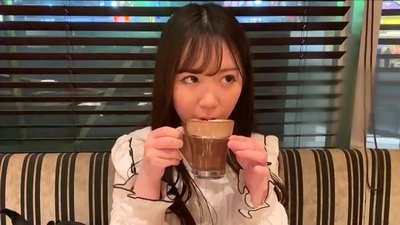 Тя е приятелка, която е членувала в същия клуб в университета.И е най-привлекателното момиче в клуба.В него цари японска секси атмосфера.