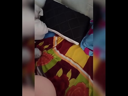 ❤️ Съквартирантката ми остава сама вкъщи, защото съпругът ѝ е на почивка, а аз се възползвам от възможността да я чукам и да пълня задника ѝ с мляко ❤️ Анално видео в bg.taxiporec.top ❤